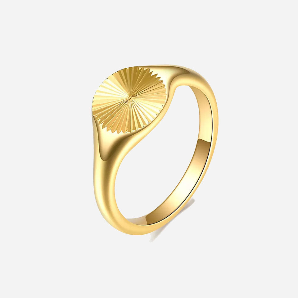 Rizavelle | Anel Sunburst em Ouro 18K