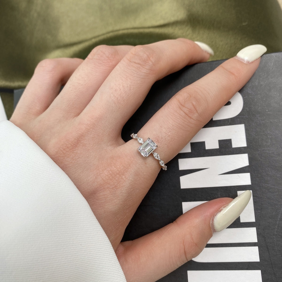 [Bloom] Anel Diário Cortado Radiante Dainty de 1.0 Quilate