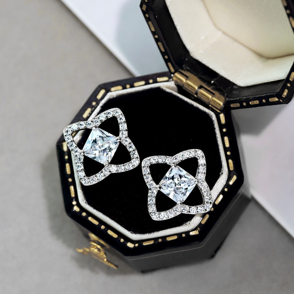 [Bloom] Brincos Diários Elegantes em Forma de Estrela Corte Princesa