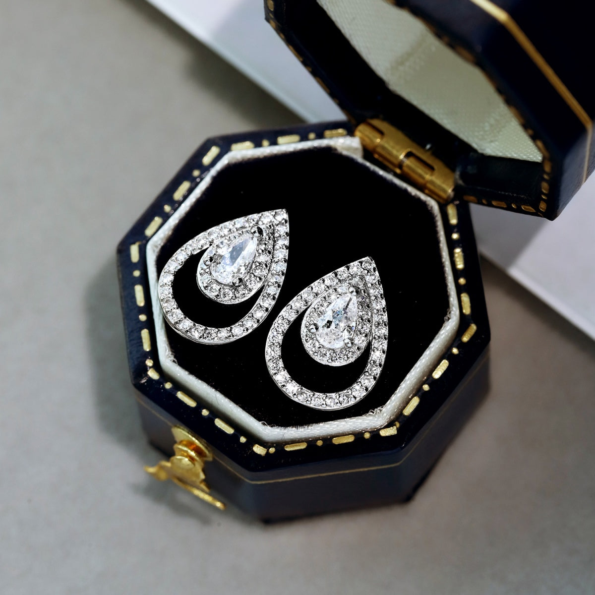 [Bloom] Brincos Diários em Forma de Gota de Água Delicada e Espumante