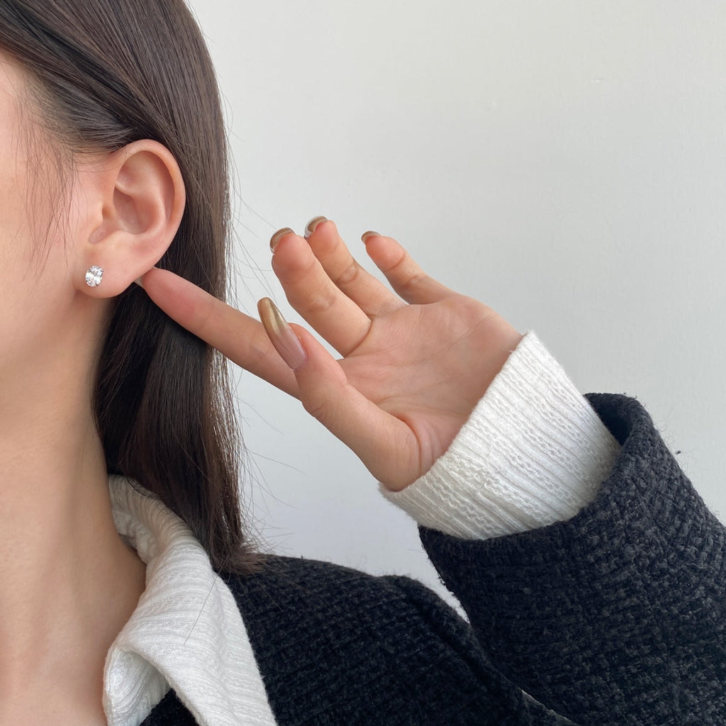 [Bloom] Brincos Clássicos Ovais Dignos e Elegantes