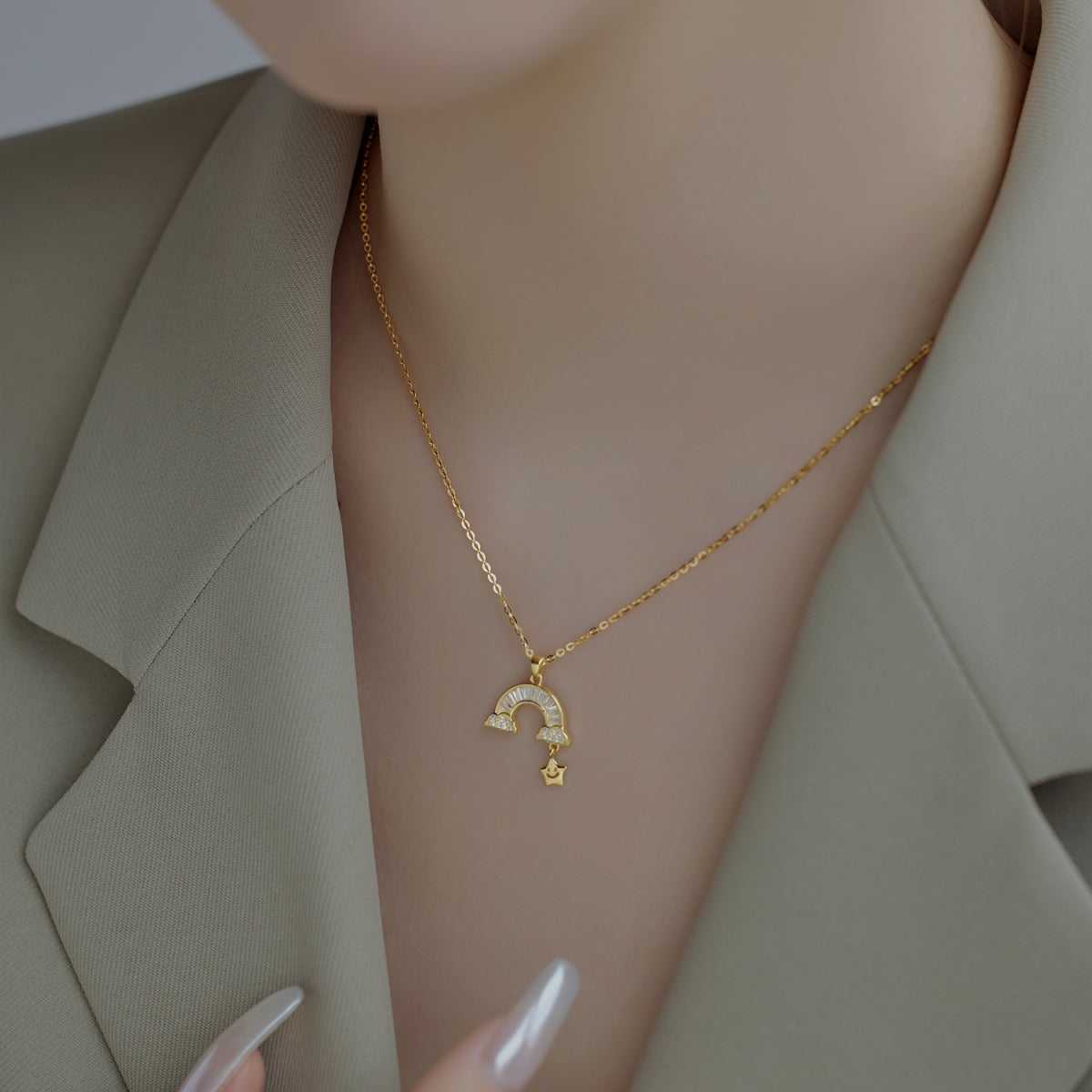 [Bloom] Colar Estrela Arco-Íris Único