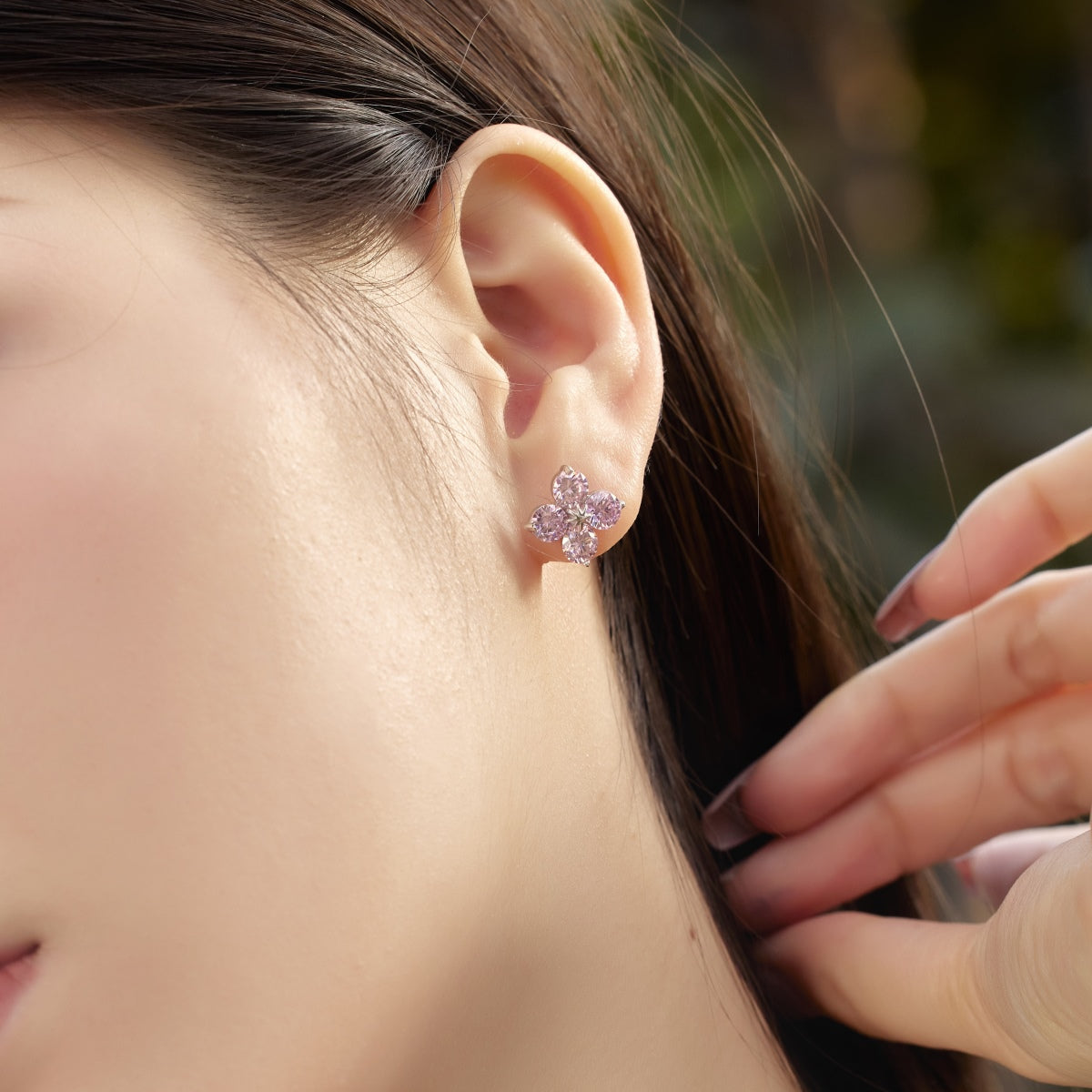 [Bloom] Brincos de Estrela de Oito Pontas com Trevo de Quatro Folhas