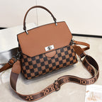 Bolsa de Ombro Feminina Versátil com Blocos de Cor