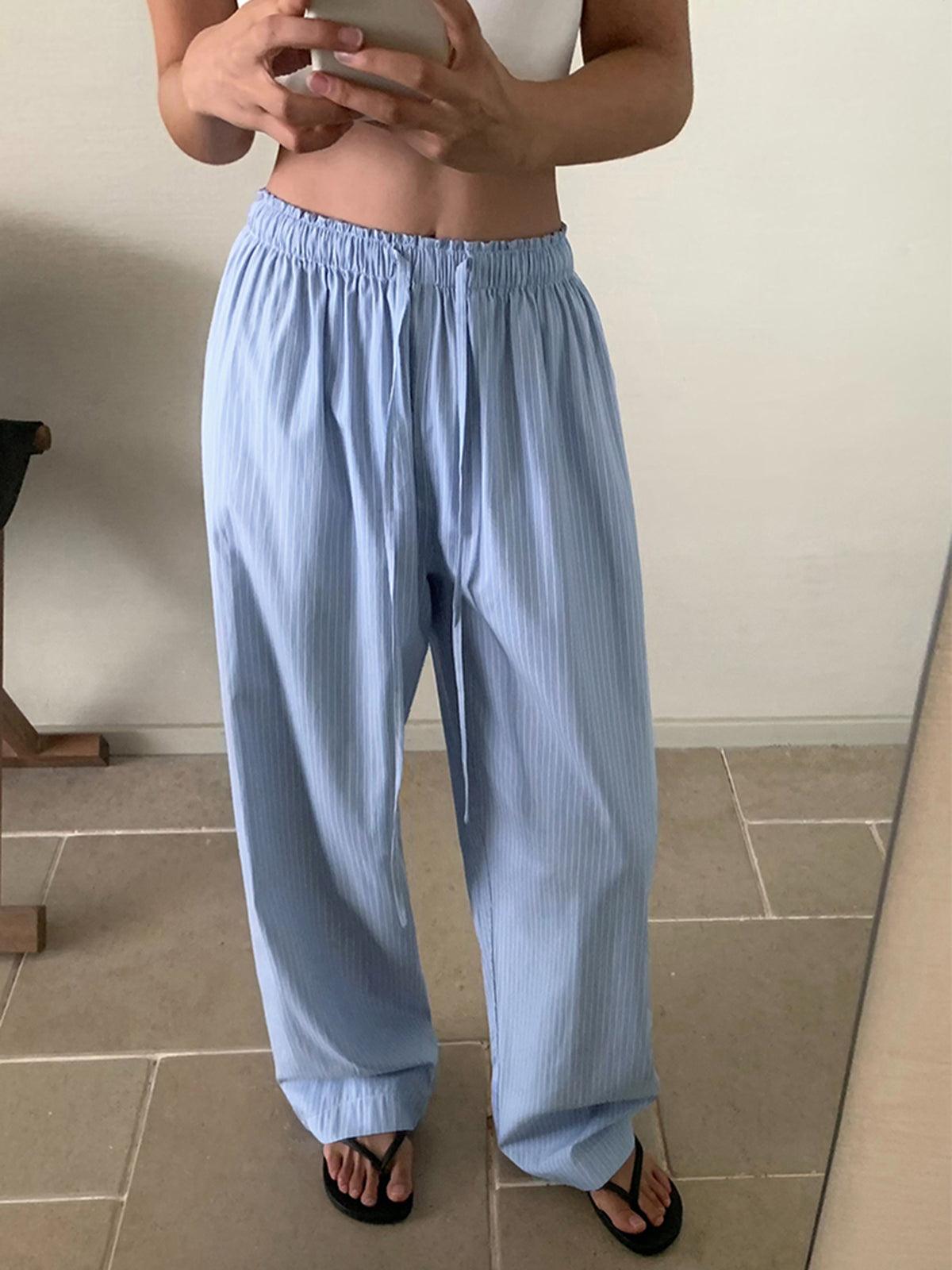 Calças Largas com Corda de Ajuste em Risca de Giz