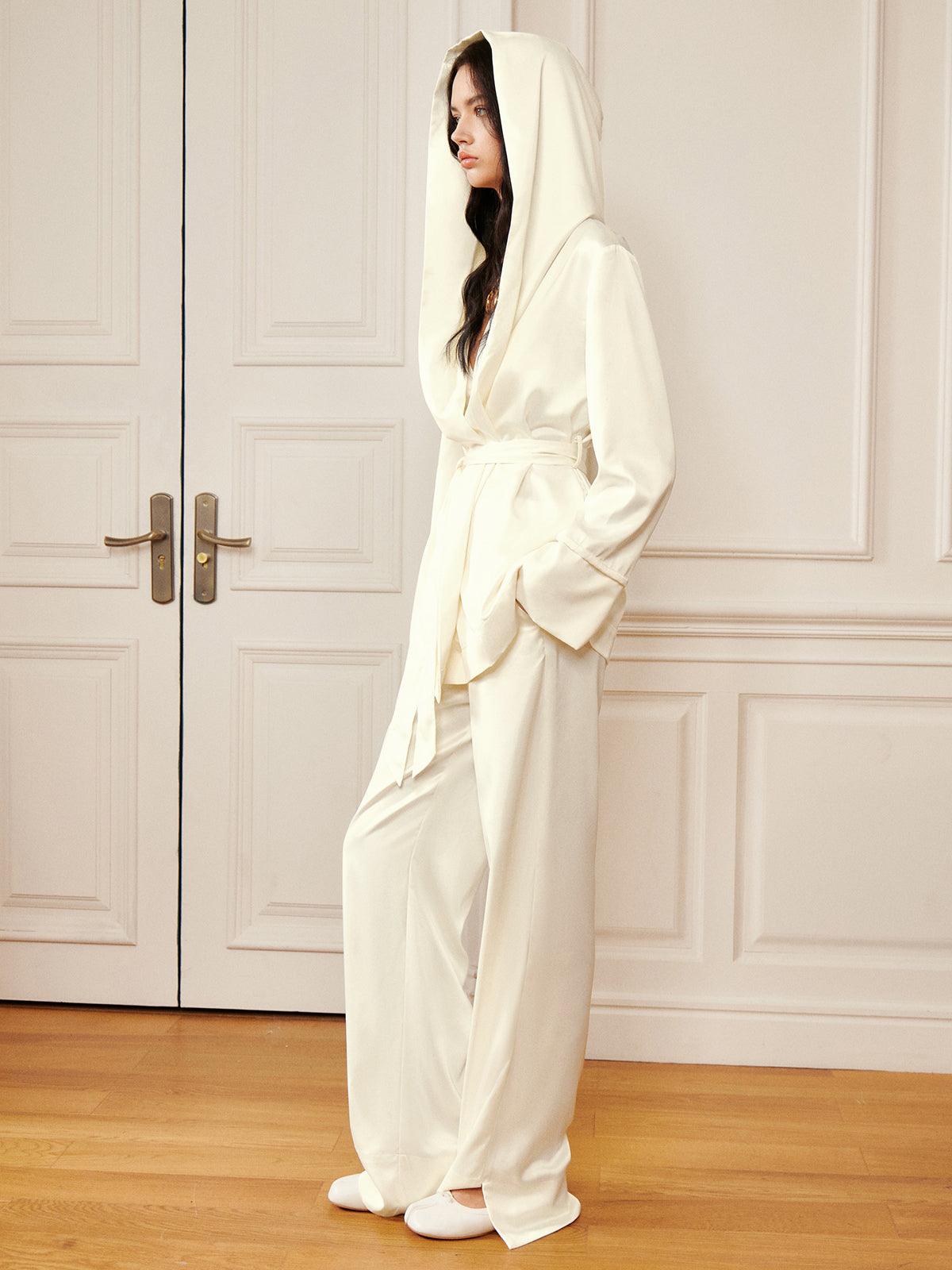 Calças Palazzo em Satin Liso com Fenda