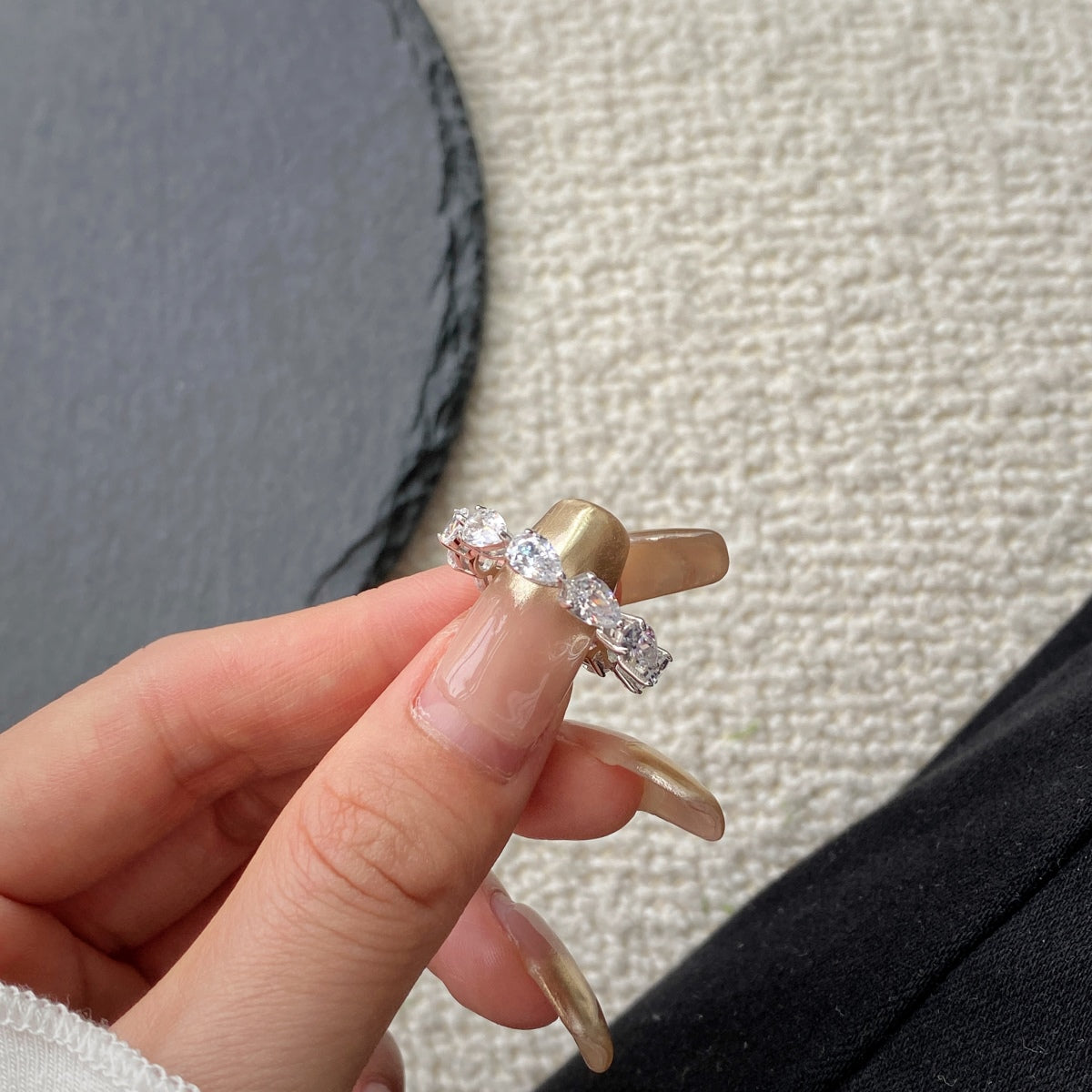 [Bloom] Anel de Ténis em Corte Pêra Exquisito