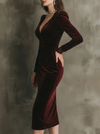 Vestido Midi de Veludo com Renda, Silenciosamente Luxuoso e Elegante