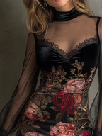 Vestido Mini em Tule com Estampa de Rosa de Veludo e Renda