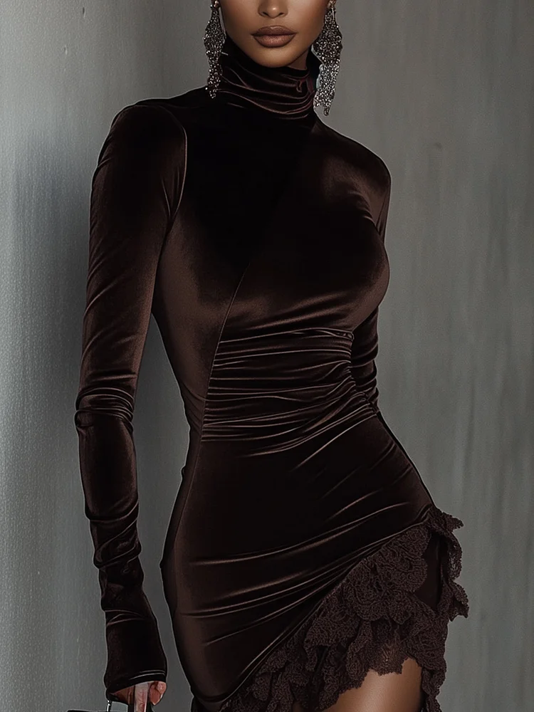 Vestido Mini Justo de Gola Alta em Veludo Chocolate com Renda na Barra