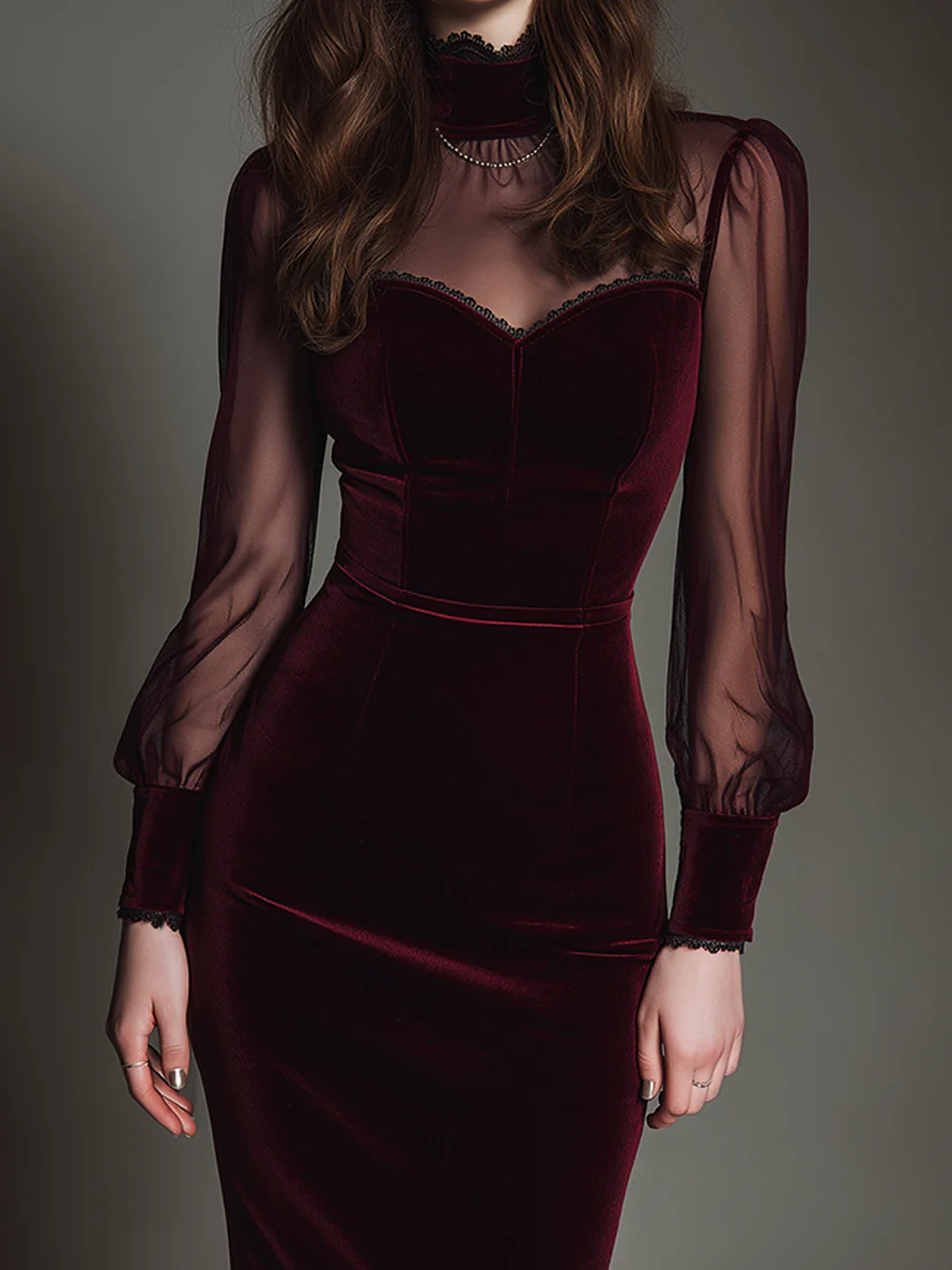 Vestido Midi Lápis em Malha de Veludo Bordeaux com Decote Coração