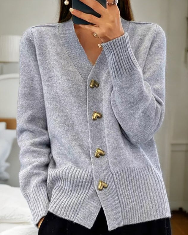 Eline™ | Elegante Cardigan com Botões em Forma de Coração